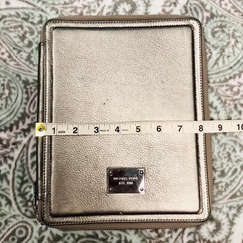 MICHAEL KORS Silver Tablet Folio Case